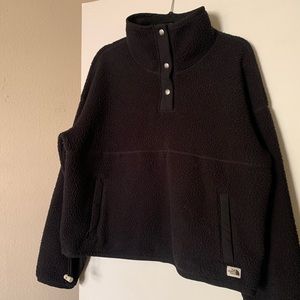 THE NORTH FACE Sherpa Pullover